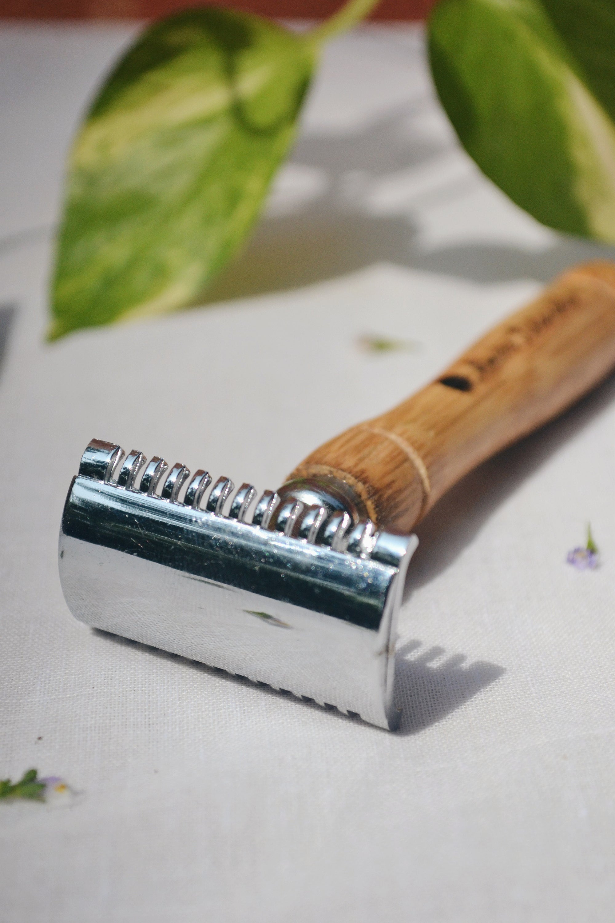 Reusable Bamboo Safety Razor (Double Edged) – Pack of 2