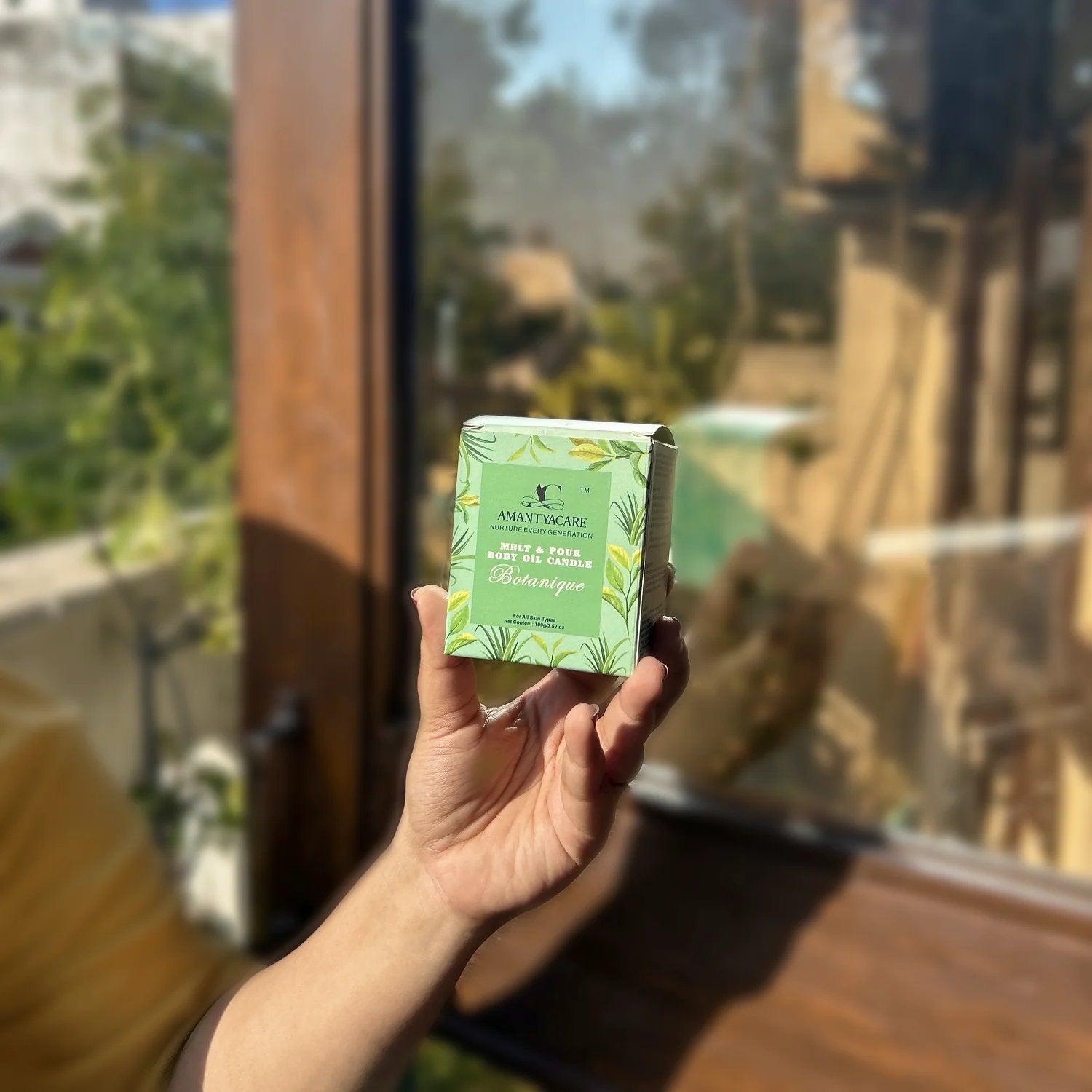 Botanique - Body Oil Candle Tea Tree & Lemongrass