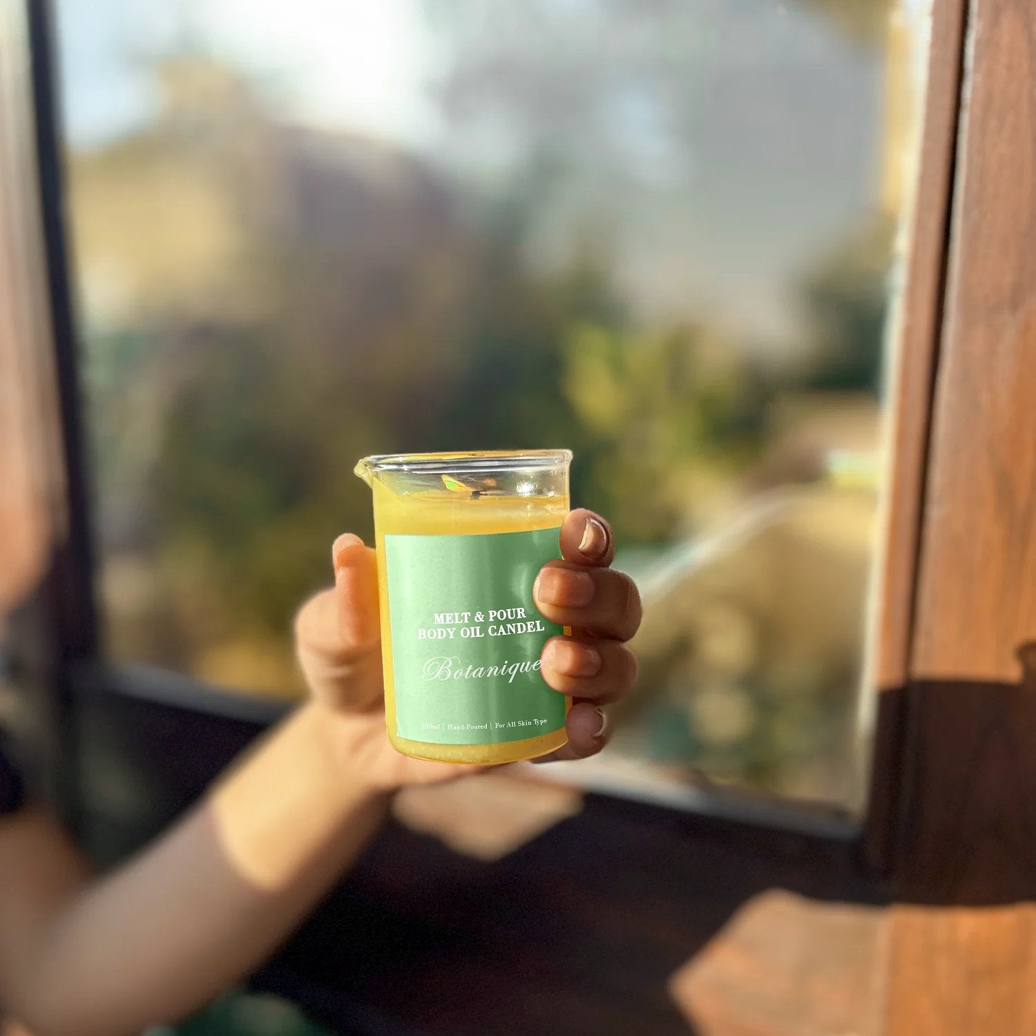 Botanique - Body Oil Candle Tea Tree & Lemongrass