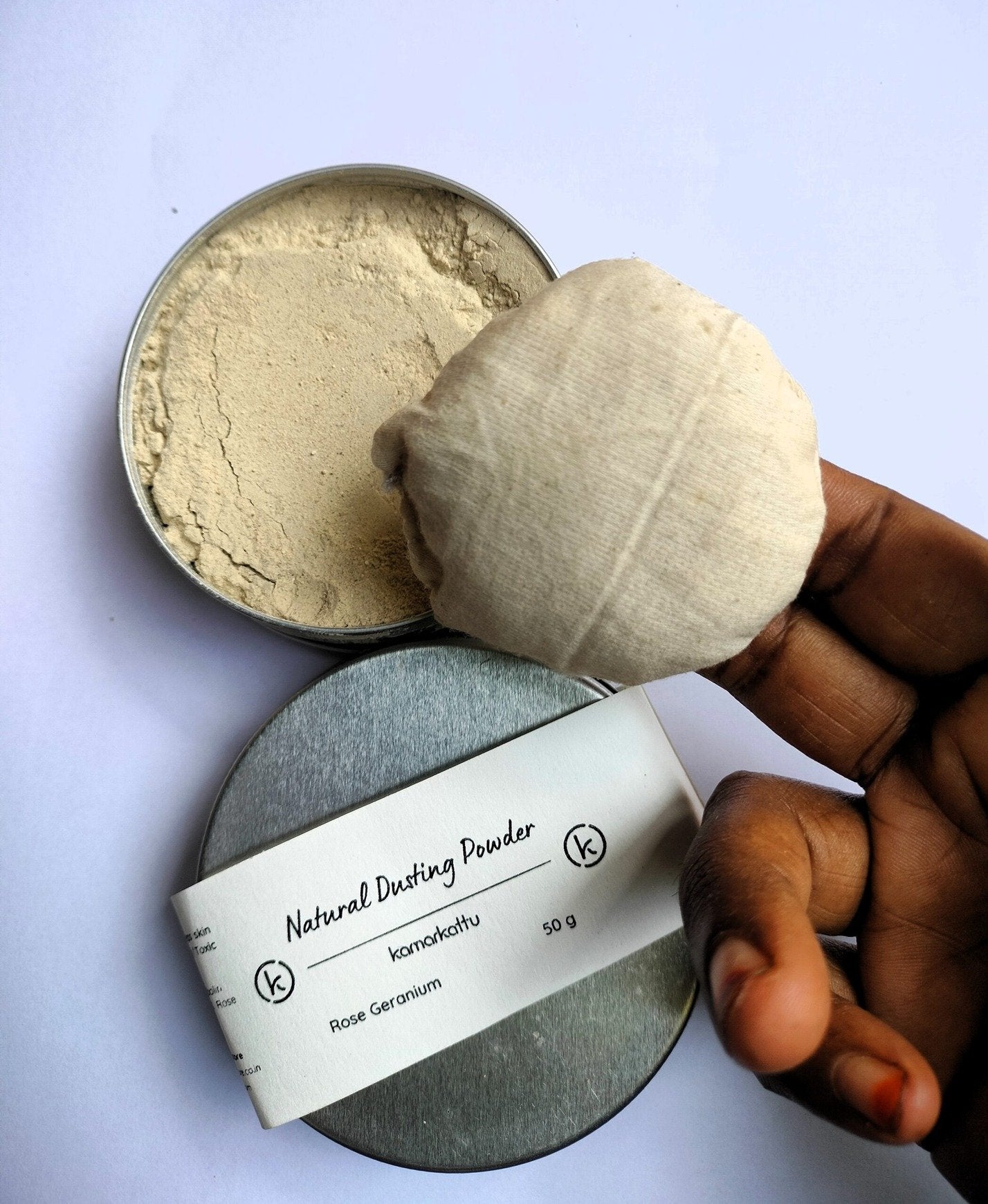 Natural Dusting Powder - Sandalwood (50 g, powder only)