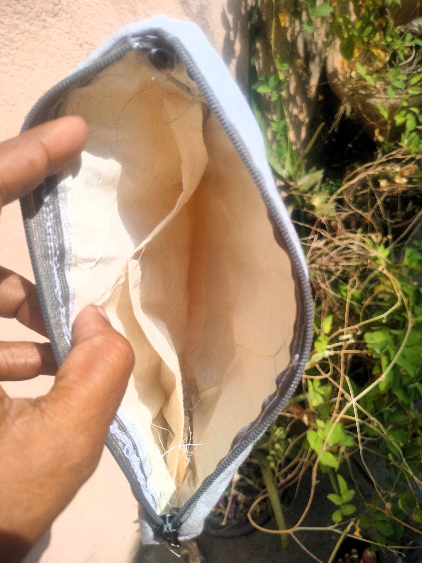 Travel kit - Pouch with basic essentials